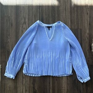 BANANA REPUBLIC Pleated Blouse